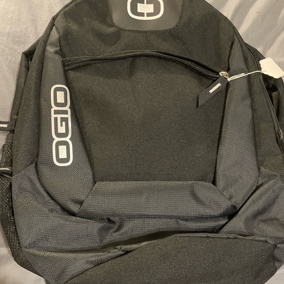 OGIO Black Men's Backpack with Logo Accents NWOT - Picture 3 of 3